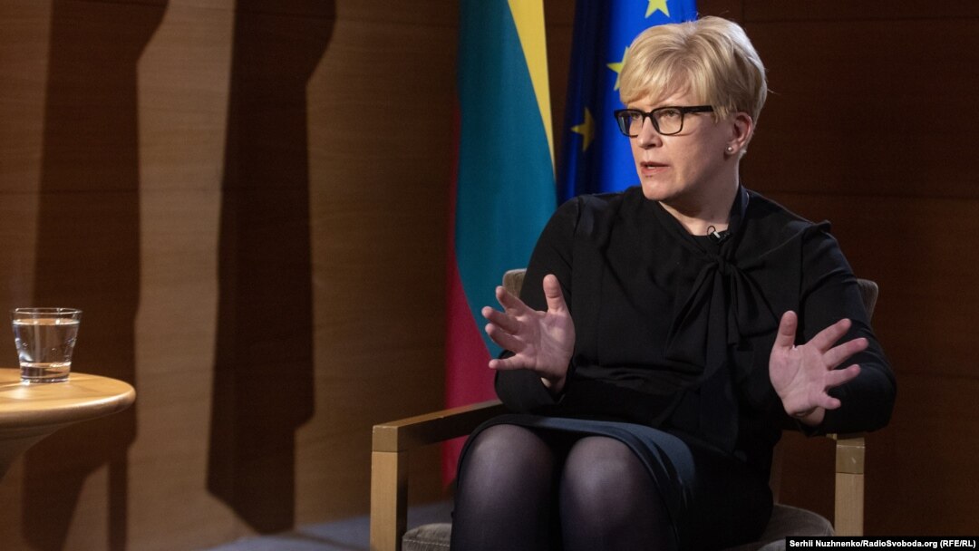 Інґріда Шимоніте, за її словами, «поганий експерт у російській поп-музиці», але знає, що концерти російських артистів у Криму – значна обставина при оголошенні особи персоною нон ґрата