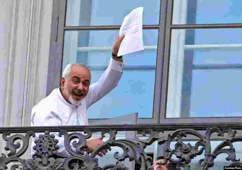 محمد جواد ظریف، وزیر خارجه ایران در وین، ۱۳ ژوئيه ۲۰۱۵ 