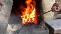 ۱۱ کلن ابراهیم وايي، انسانان هم د اوسپنې په څېر قوي دي