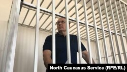 Оюб Тітієв каже, щр наркотики йому підкинули поліцейські