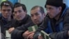 Блокировки счетов, сим-карт и другое. Реестр, осложнивший жизнь мигрантов в России