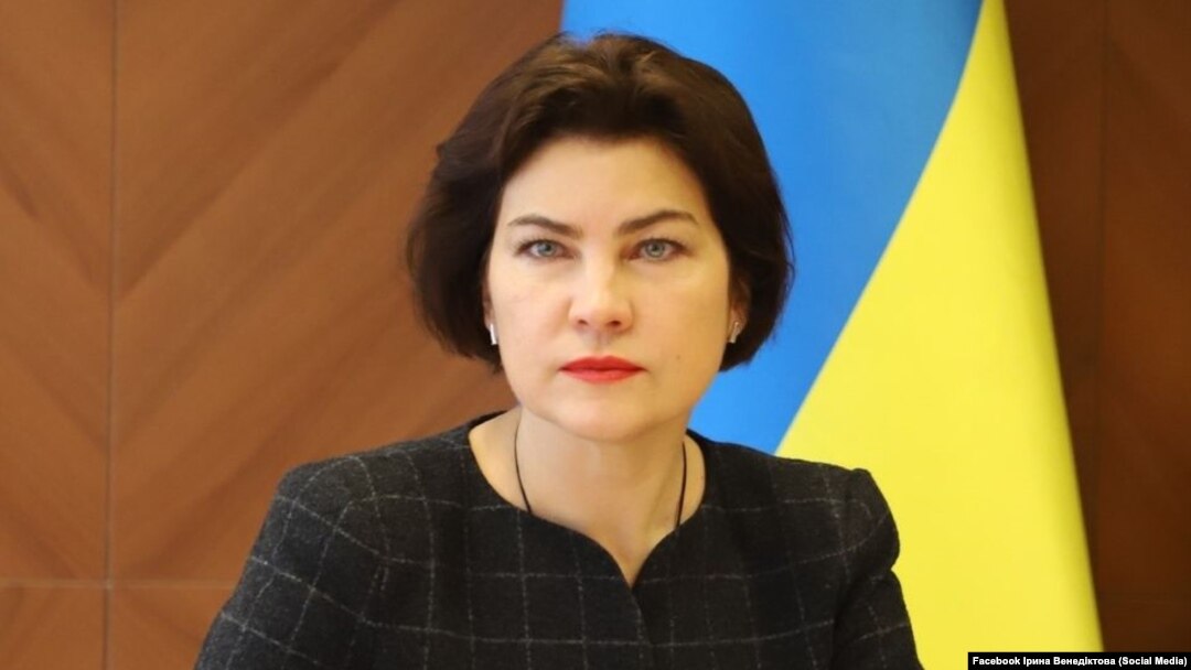 У ЗМІ називають цими «М і К» народних депутатів Віктора Медведчука і Тараса Козака. Радіо Свобода намагається з’ясувати, чи відповідає дійсності така інформація
