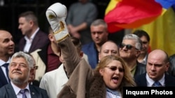 Lidera SOS Romania, Diana Sosoaca, a criticat dur plecările din partid. 