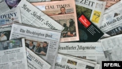 Янукович намагається наслідувати Путіна і вибудовувати політичний режим подібний до російського – аналітики