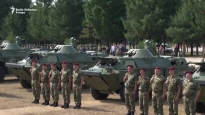 Primopredaja ruskih oklopnih vozila u Nišu